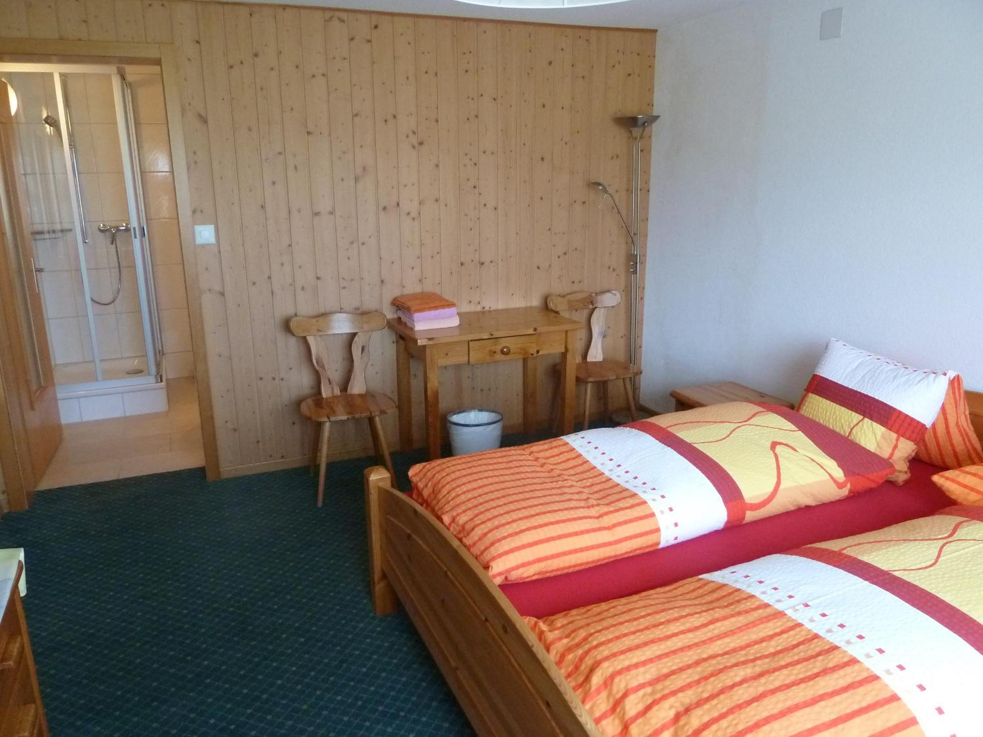 Hotel Restaurant Sunnmatt Aeschi Bei Spiez Εξωτερικό φωτογραφία