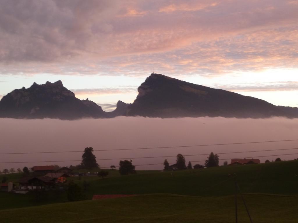 Hotel Restaurant Sunnmatt Aeschi Bei Spiez Εξωτερικό φωτογραφία